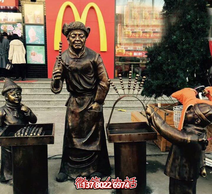 精美銅雕糖葫蘆，給您獨特的步行街體驗