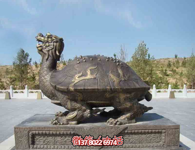 玻璃鋼龍龜雕塑，點綴公園里的創(chuàng)意行走