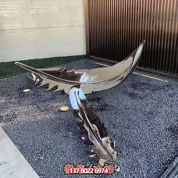 不銹鋼羽毛擺件鏡面裝飾，點(diǎn)亮戶外公園